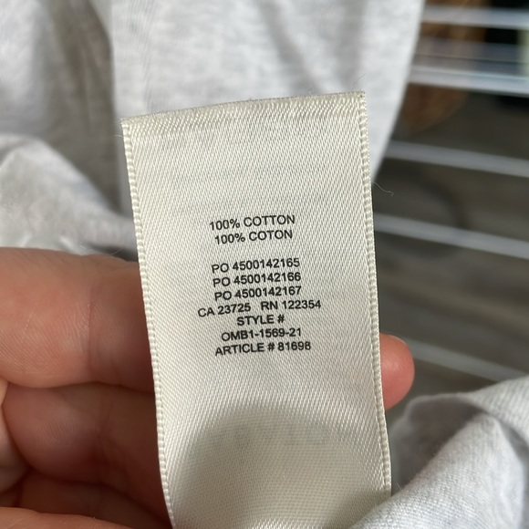 Aritzia Babaton Shoulder Pad Tank - Picture 5 of 5